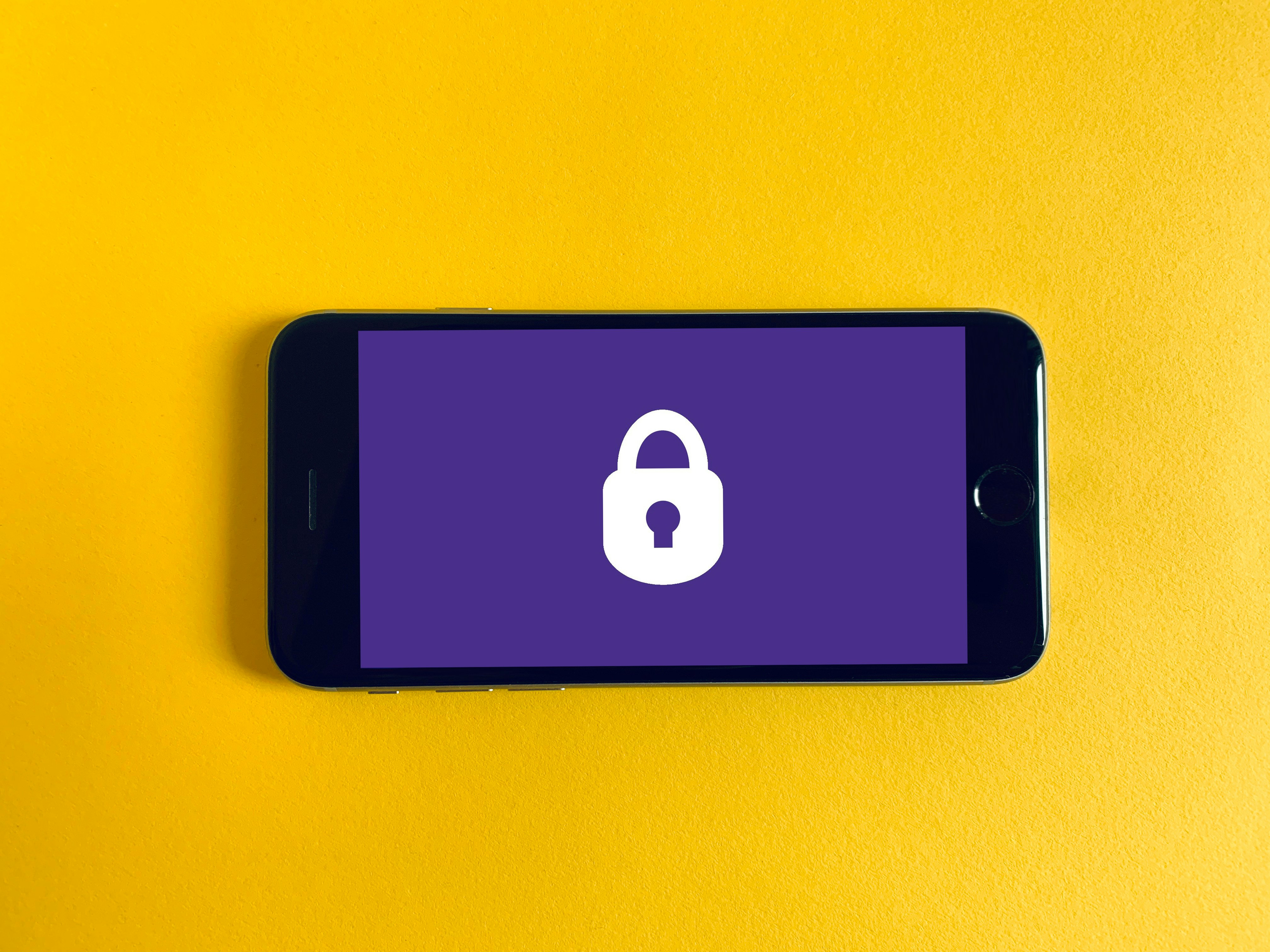 Android phone with a padlock